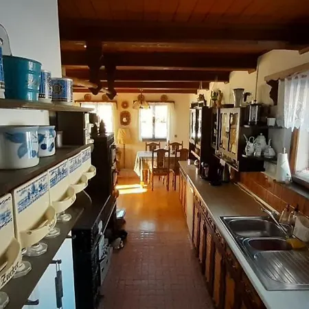 Chalupa Vrsovka Semesterbostad *