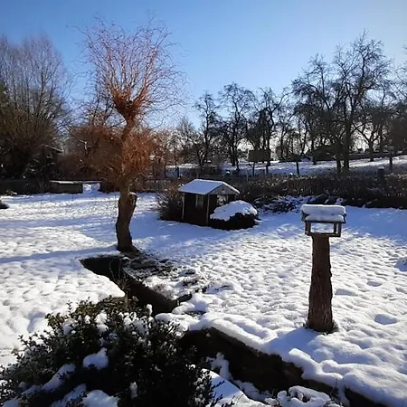 Chalupa Vrsovka Semesterbostad *